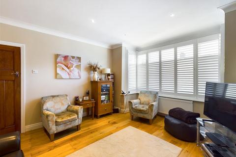 91 Grange Road, South Croydon, CR2 0NF