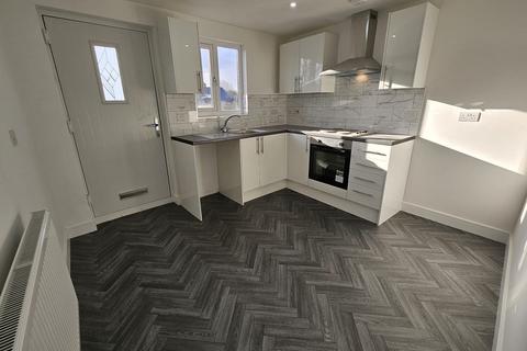 2 bedroom duplex to rent, Langley High Street, Oldbury B69