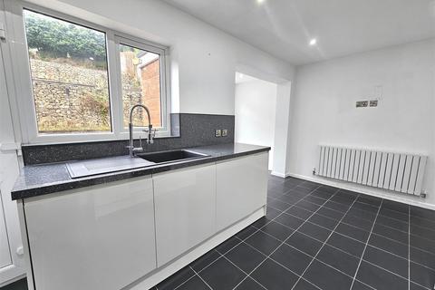 5 Ashenhurst Way, Leek, ST13 5SB