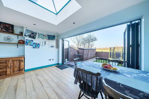 23 Cottenhams, Blindley Heath, Lingfield, RH7 6JW