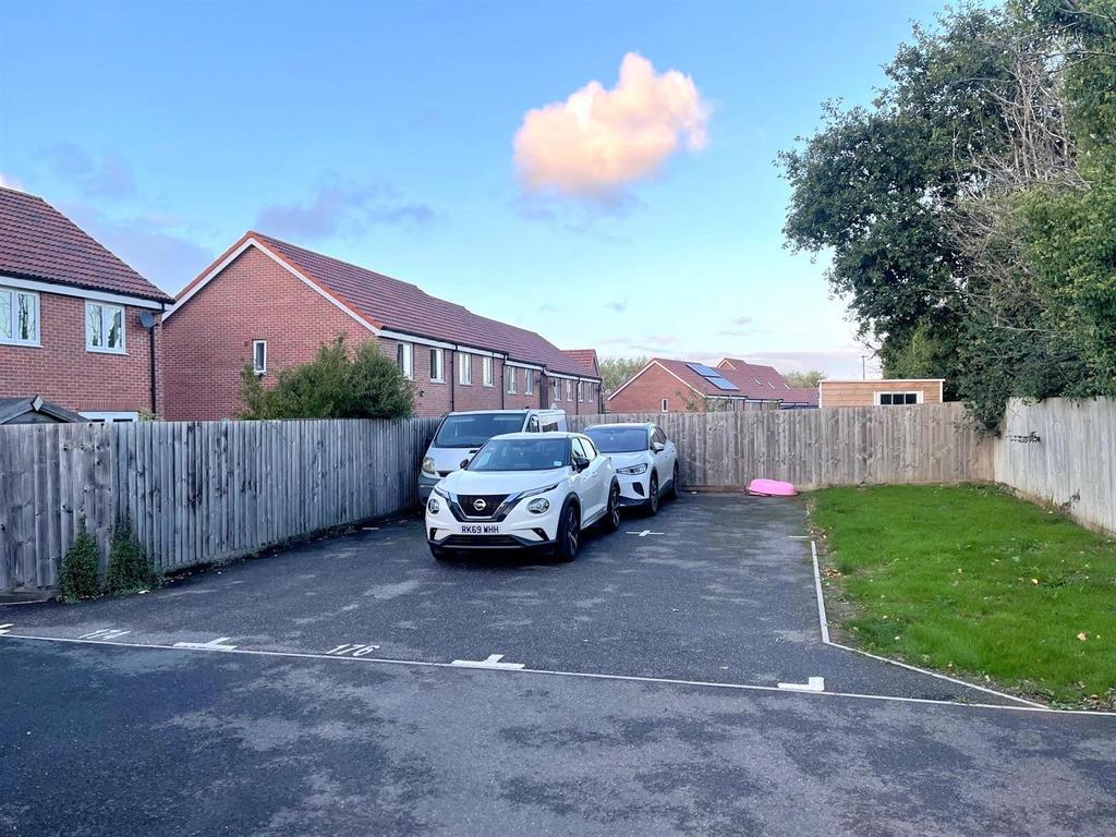 2 Parking Spaces