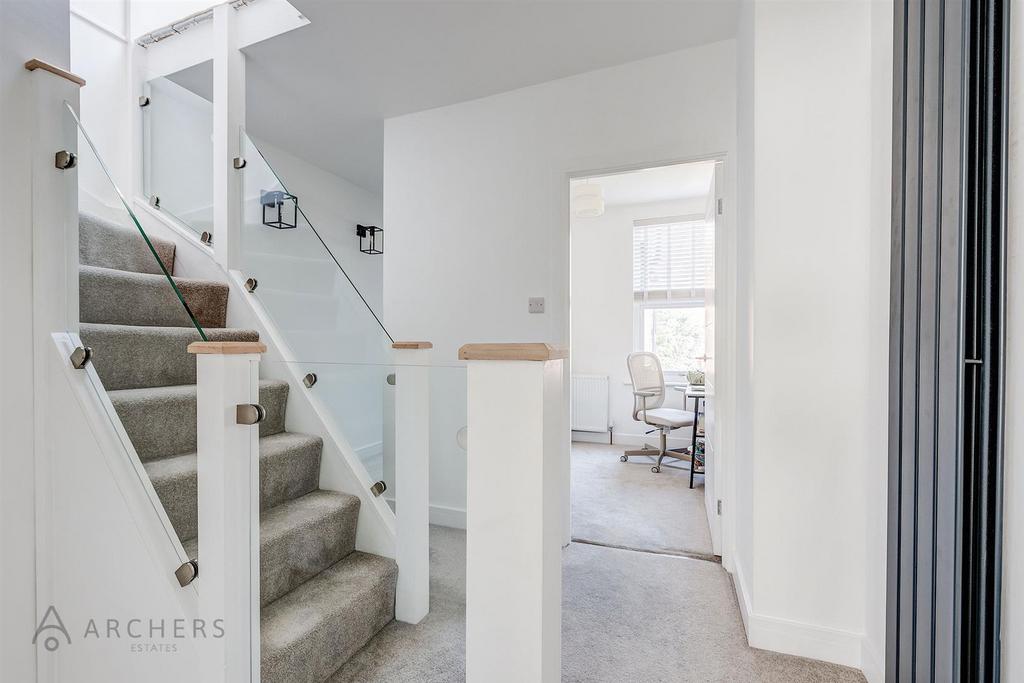 144 Oakland Road(Interior)(11of29).jpg