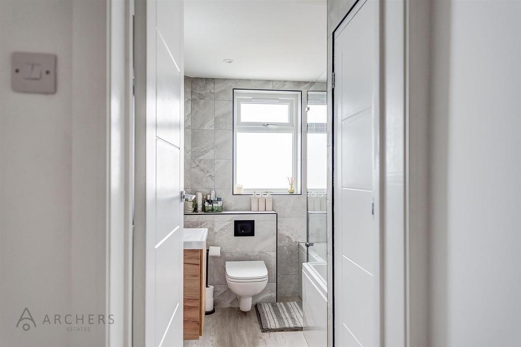 144 Oakland Road(Interior)(20of29).jpg