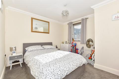 2 bedroom ground floor flat for sale, Paxton Avenue, Hawkinge, Folkestone, Kent
