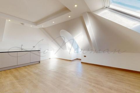 undefined, Harvest Lane, Thames Ditton, KT7