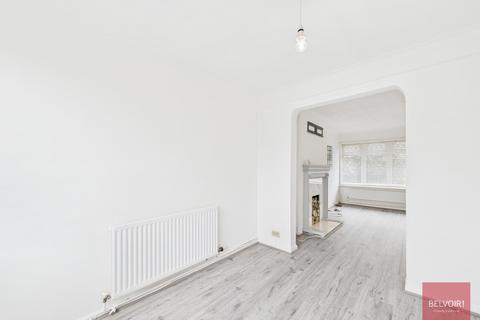 2 bedroom semi-detached house to rent, Hollett Road, Treboeth, Swansea, SA5