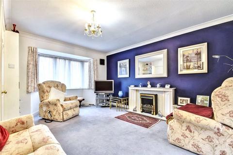 3 bedroom terraced house for sale, St. Georges Crescent, Worcestershire WR9