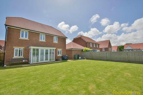 10 Clervaux Close, Bexhill-on-sea, TN39 4FX