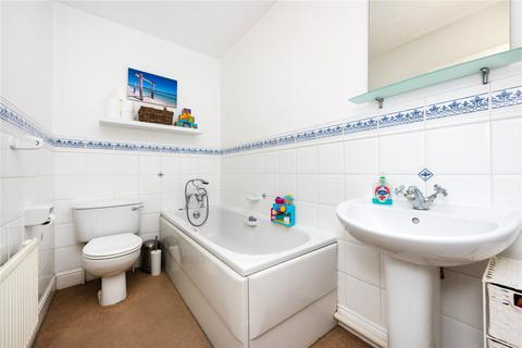 11 Cottesloe Close, Bisley, Woking, GU24 9BS