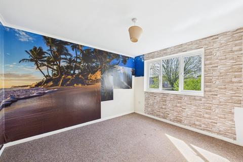 19 Brookfurlong, Peterborough, PE3 7LG