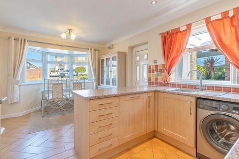 3 bedroom detached house for sale, Court Gardens, Rogerstone, NP10