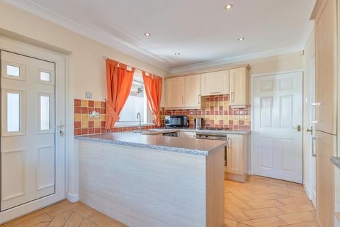 3 bedroom detached house for sale, Court Gardens, Rogerstone, NP10