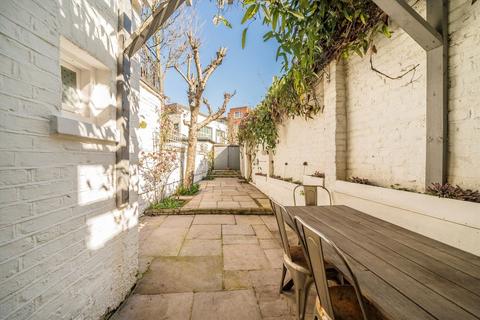 2 bedroom flat to rent, Rostrevor Road, London SW6