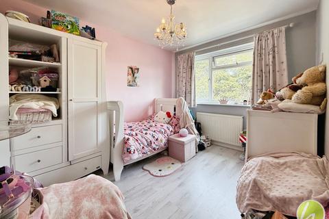 32 Havis Road, Stanford-le-hope, SS17 8ET