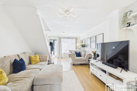 28 Lancer Way, Billericay, CM12 0XA