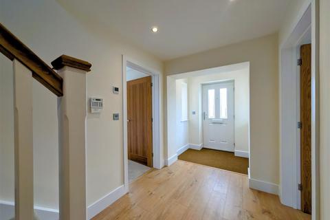 3 bedroom detached house for sale, Woods Orchard Road, Gloucester GL4