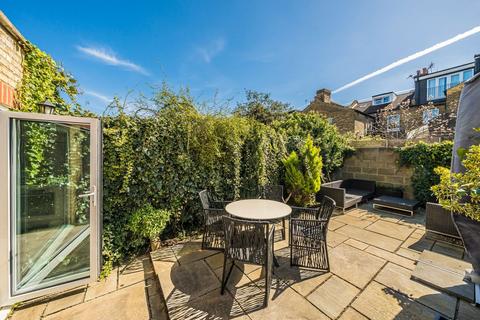 32 South Western Road, Twickenham, TW1 1LQ