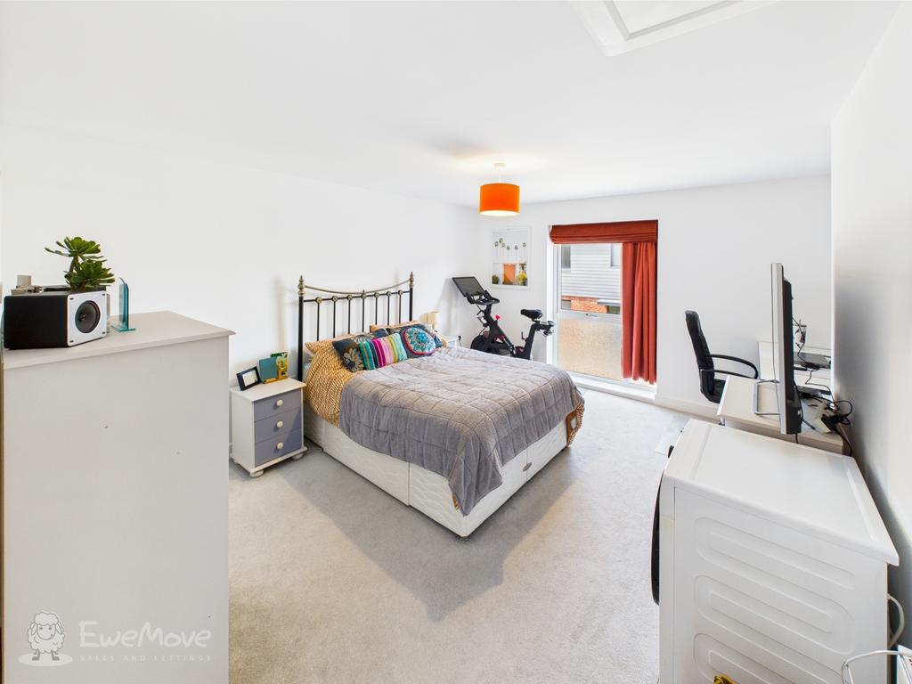 Bedroom with Ensuite