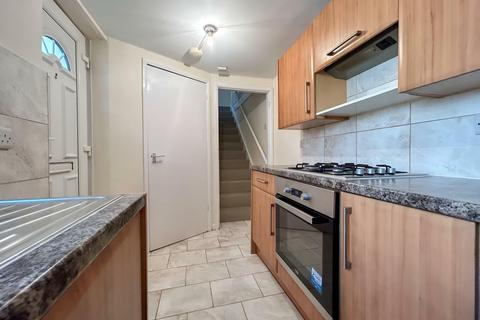 undefined, 2 Bedroom Flat To Let - HP11