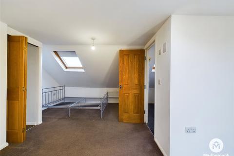 Studio to rent, Harold Road, Leytonstone, London, E11