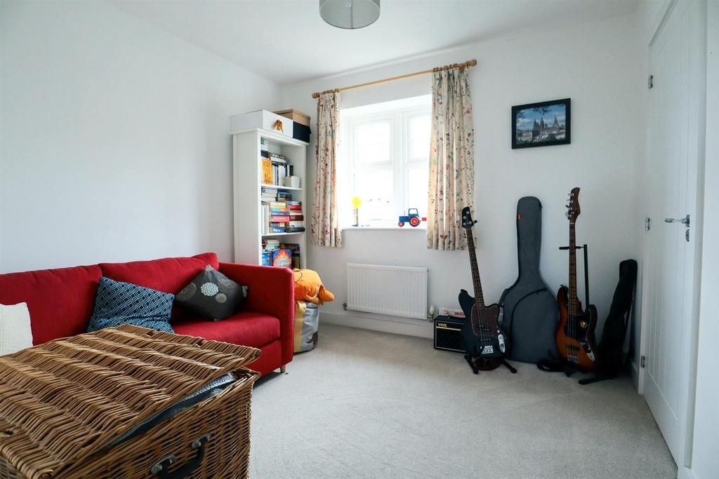 Bedroom 3.jpg
