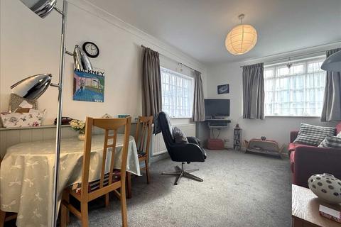 1 bedroom apartment for sale, Rutland Court, Filey