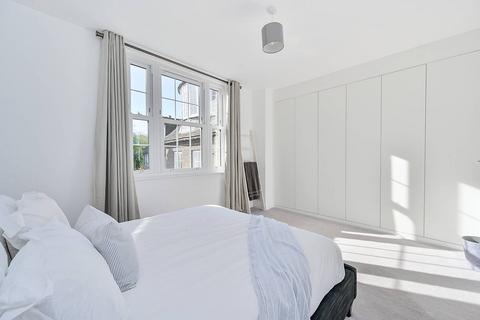 4 Burlington Lane, London, W4 2QE