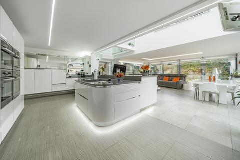 6 bedroom detached house for sale, Elmwood Park, Gerrards Cross, Buckinghamshire, SL9