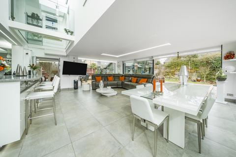 6 bedroom detached house for sale, Elmwood Park, Gerrards Cross, Buckinghamshire, SL9