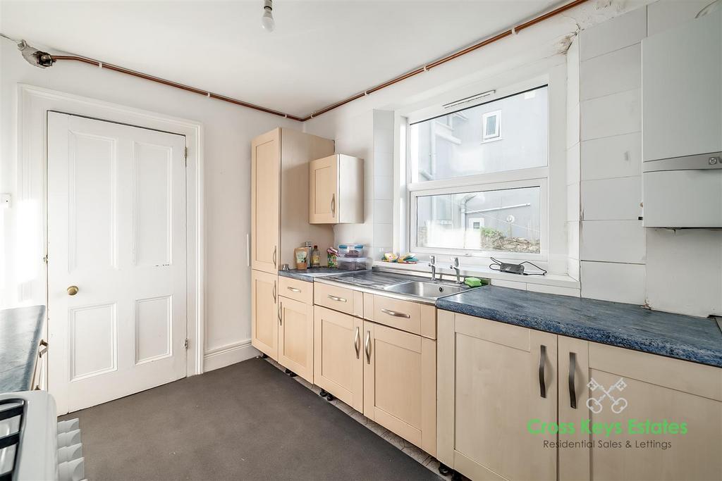 Fitted Kitchen