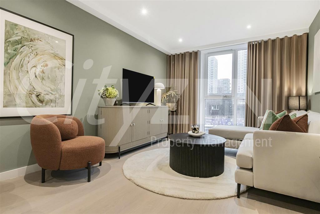 Two bed show flat