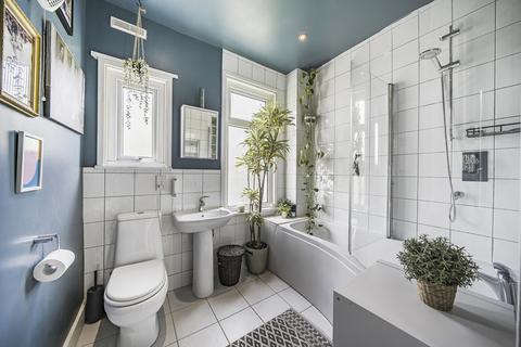 223 Manor Lane, London, SE12 0TZ