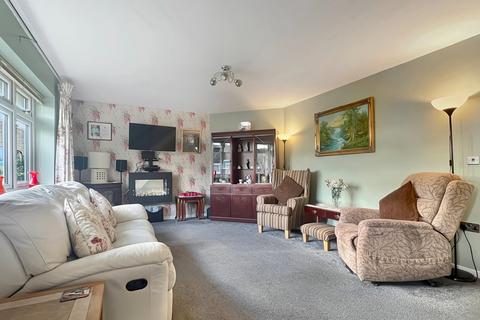 22 Barryfields, Shalford, Braintree, CM7 5HJ