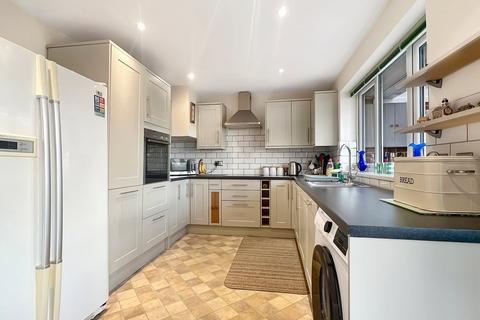 22 Barryfields, Shalford, Braintree, CM7 5HJ