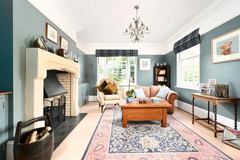 undefined, Rose Hill, Isfield