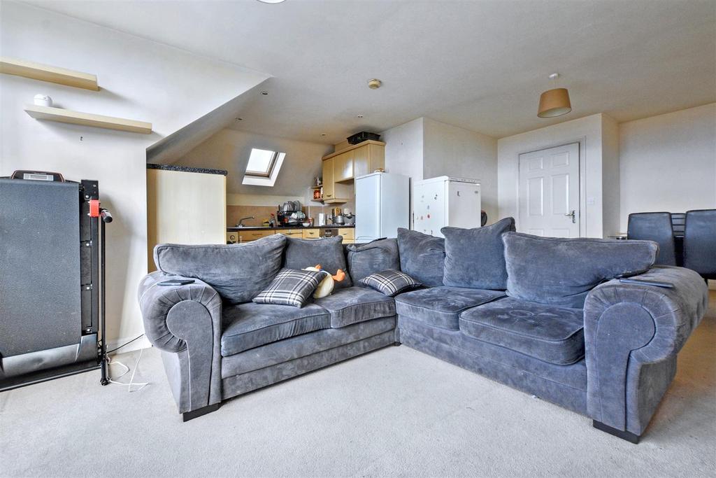 Lounge 6.jpeg