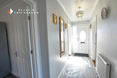 2 bedroom detached bungalow for sale, Cottage Grove, Clacton-on-Sea