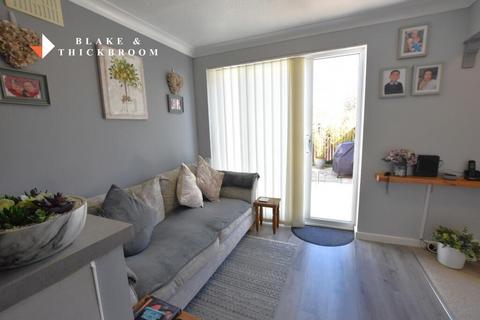 2 bedroom detached bungalow for sale, Cottage Grove, Clacton-on-Sea, Essex, CO16 8DJ