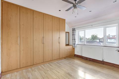 25 West Way, Hounslow, TW5 0JD
