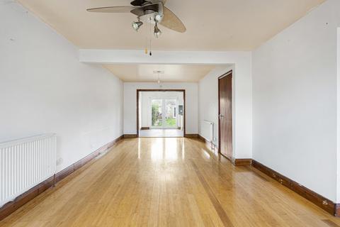 25 West Way, Hounslow, TW5 0JD
