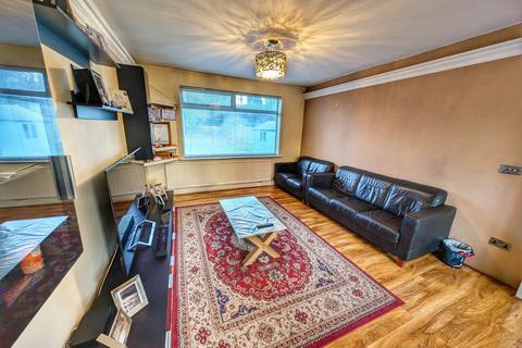 3 bedroom semi-detached house for sale, Hardon Grove, Longsight