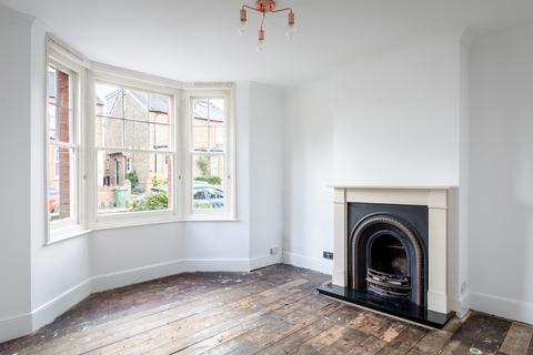 45 Gladstone Road, Ashtead, KT21 2NS