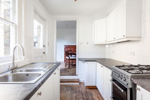 45 Gladstone Road, Ashtead, KT21 2NS