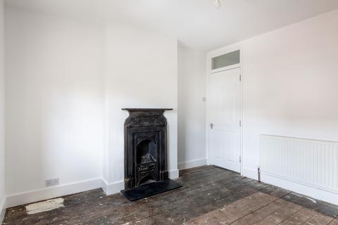 45 Gladstone Road, Ashtead, KT21 2NS