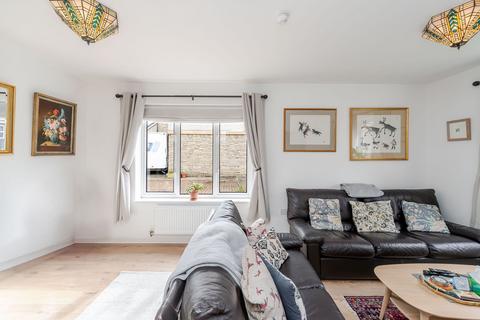 13 Greenpark, Edinburgh, EH17 7TA