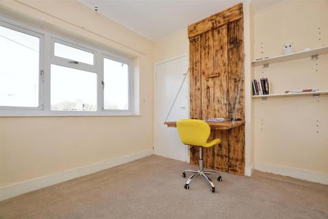 8 Bircham Crescent, Kirton Lindsey, Gainsborough, DN21 4PT