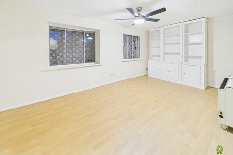 1 bedroom ground floor maisonette for sale, PEVERIL COURT, CLIFTON WALK, DARTFORD, KENT, DA2