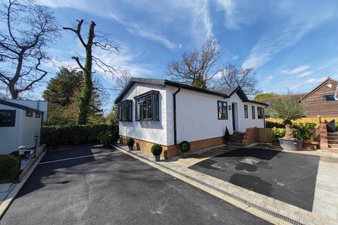 undefined, Hermitage Park, Warfield