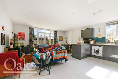 2 bedroom apartment for sale, Bevill Close, South Norwood