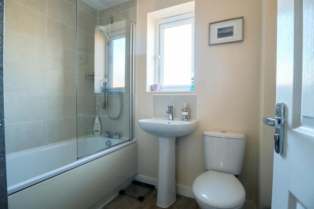 Bathroom.jpg